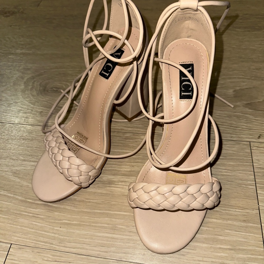 Vici Sandals